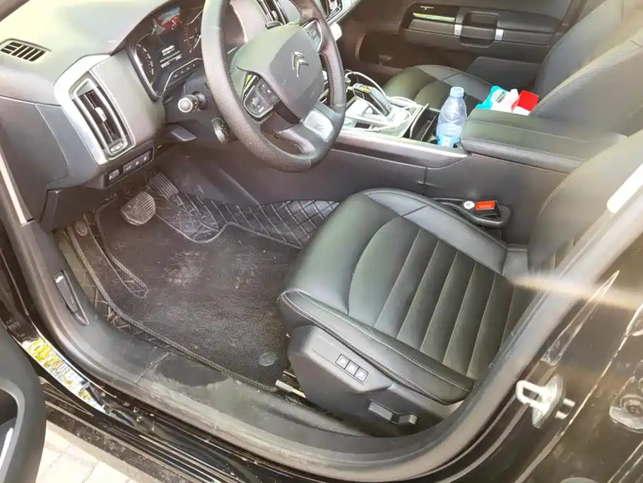 Citroen C6 — миниатюра 9