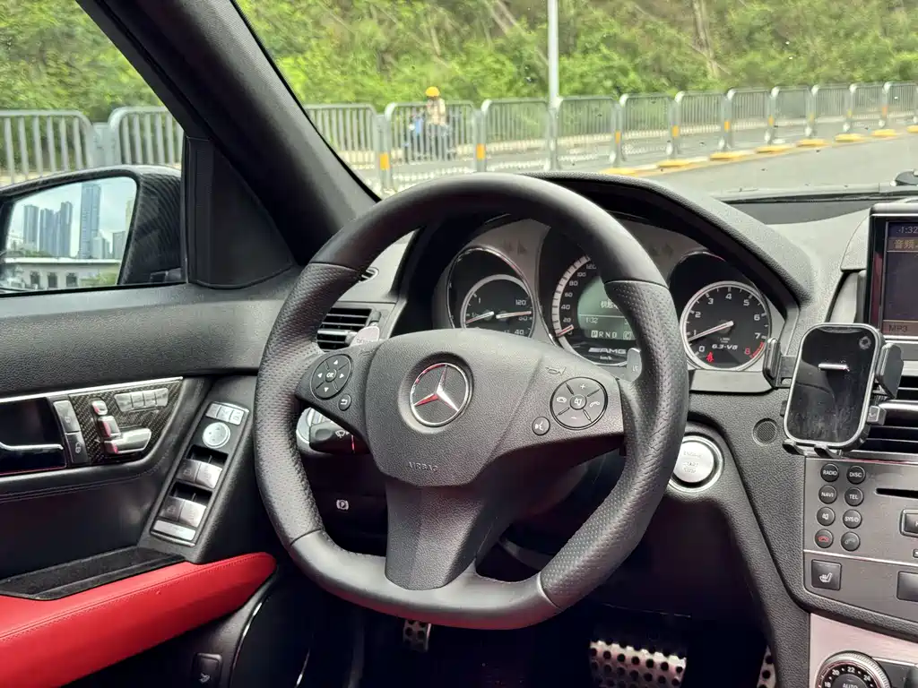 Mercedes-Benz C-Class AMG — миниатюра 10