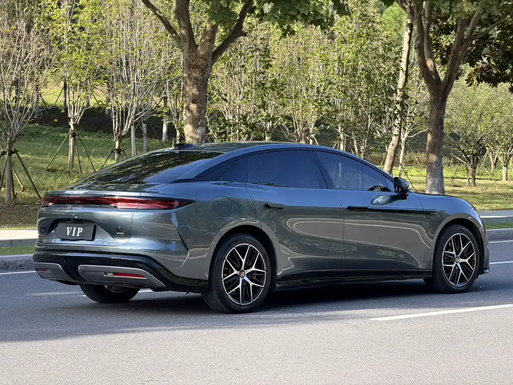 BYD Han L — миниатюра 15