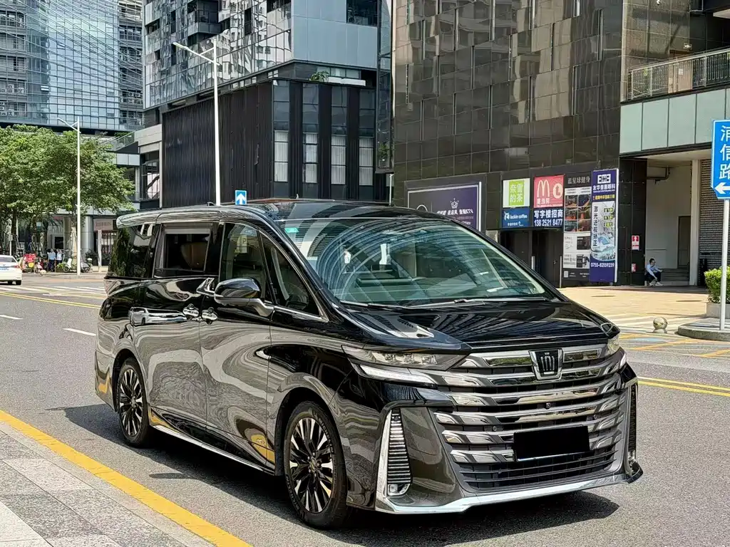 Toyota Vellfire — миниатюра 3