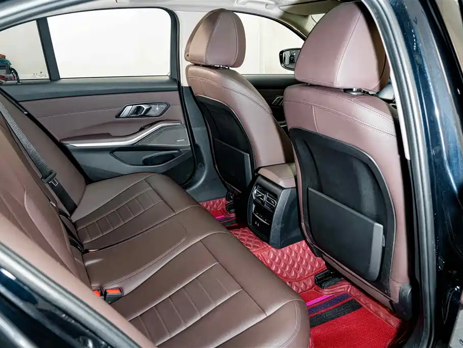 BMW 3 Series — миниатюра 23