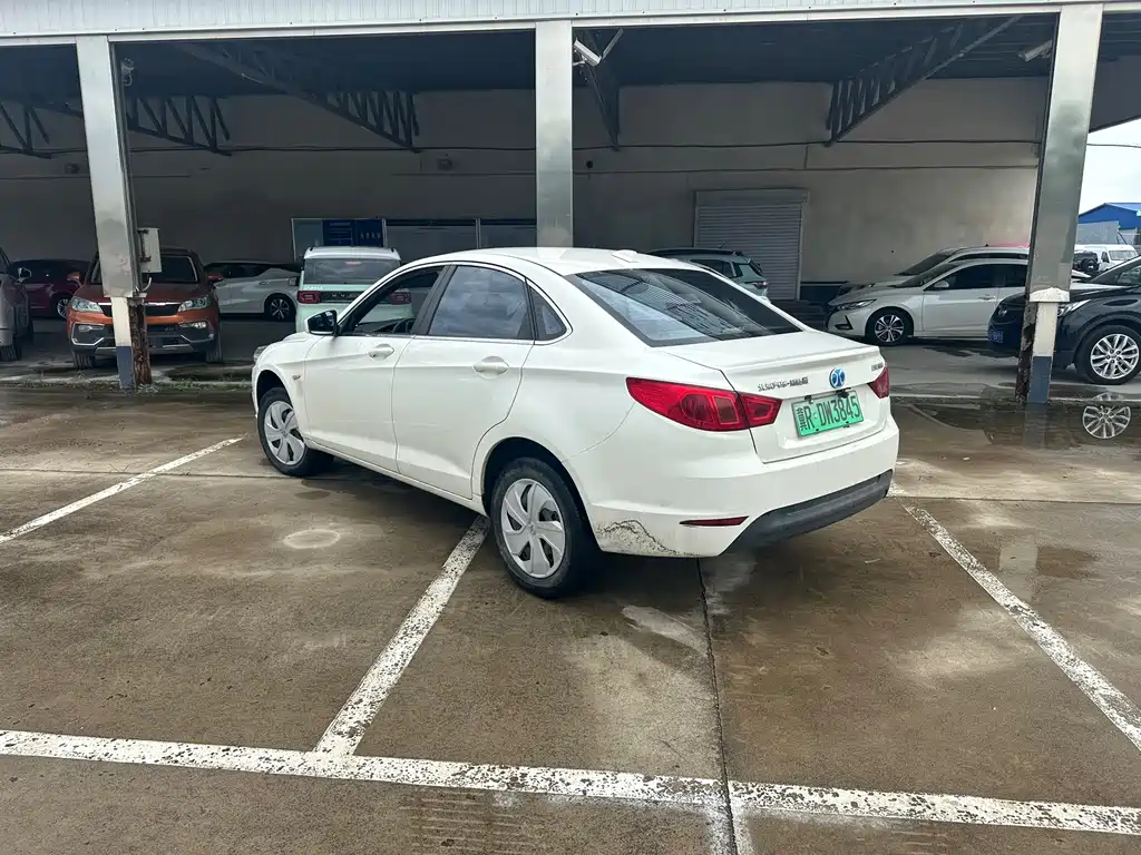 BAIC New Energy EU — миниатюра 3
