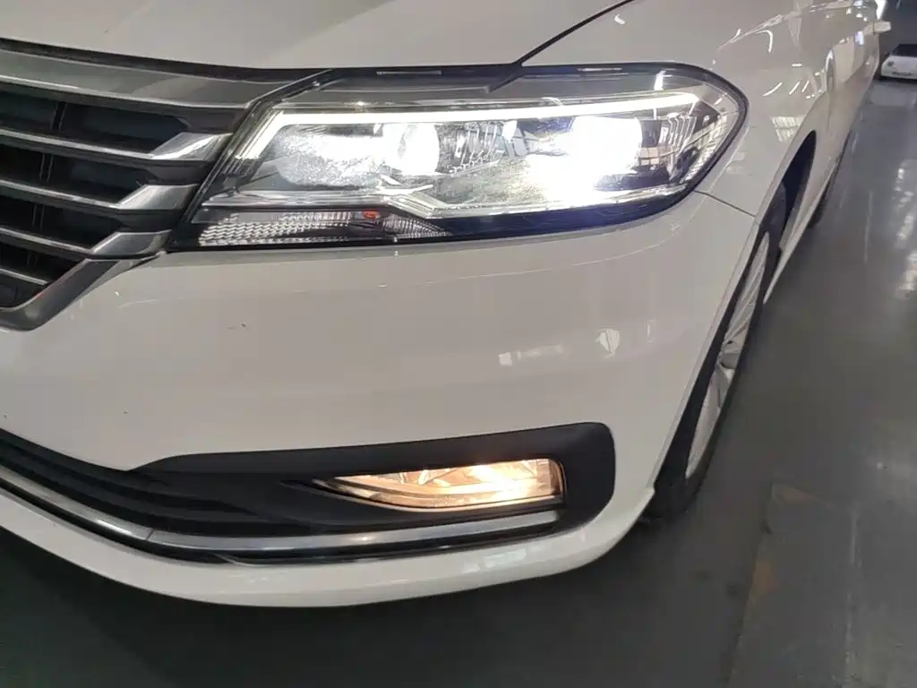 Volkswagen Lavida — миниатюра 24