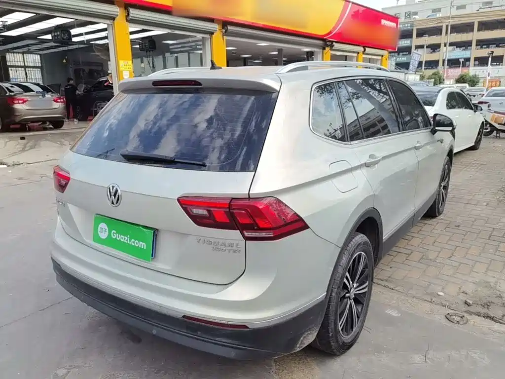 Volkswagen Tiguan L — миниатюра 7