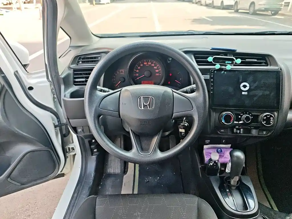 Honda Fit — миниатюра 3