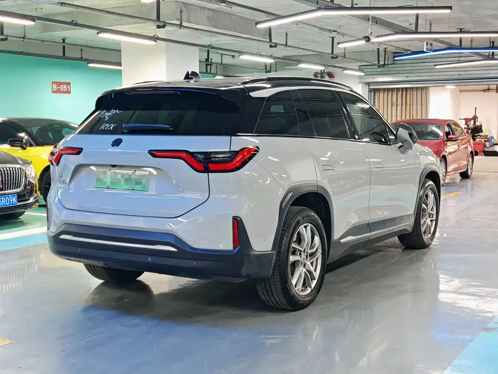 NIO ES6 — миниатюра 15