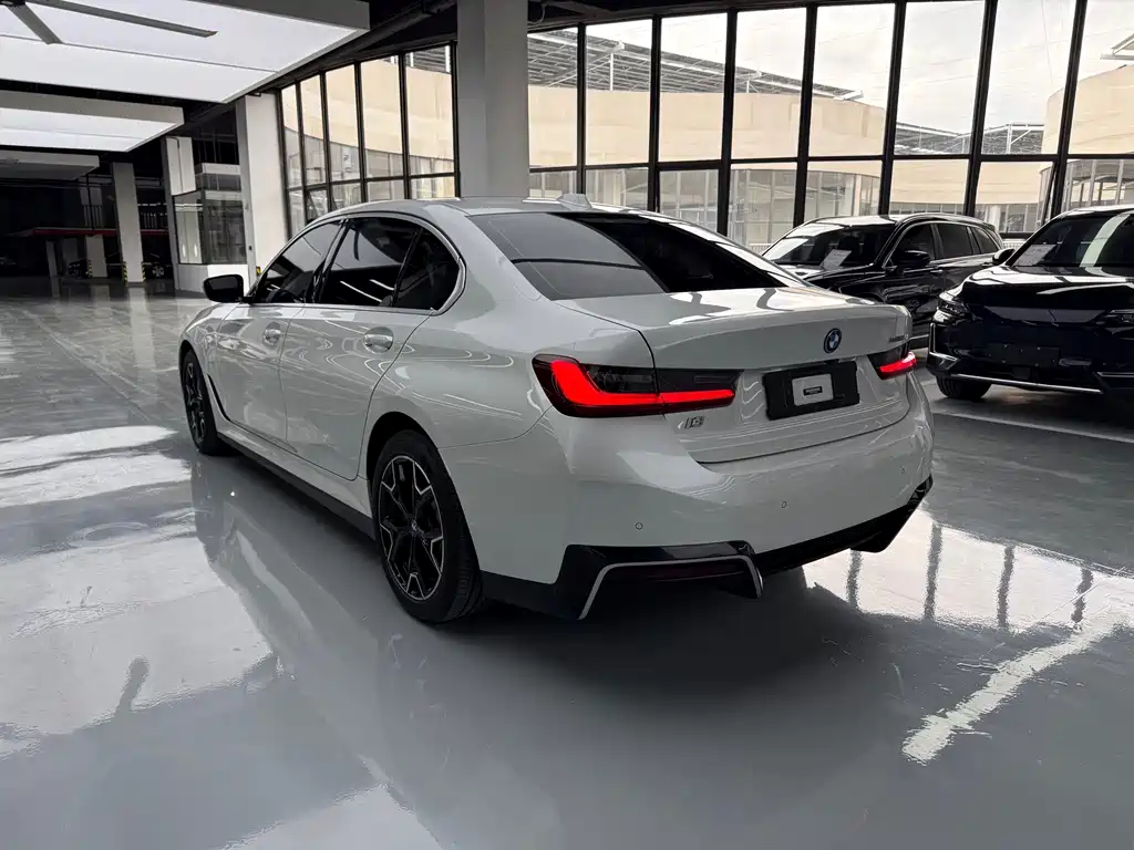 BMW i3 — миниатюра 15