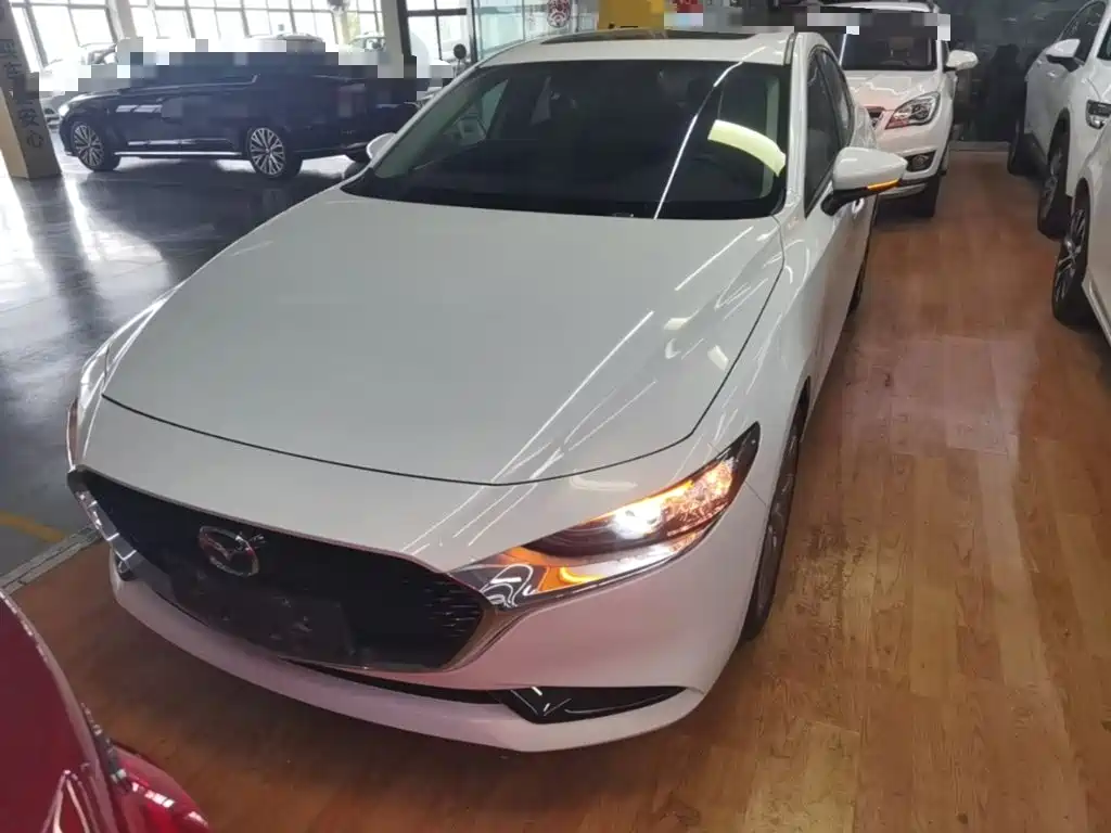 Mazda 3 Axela — миниатюра 3