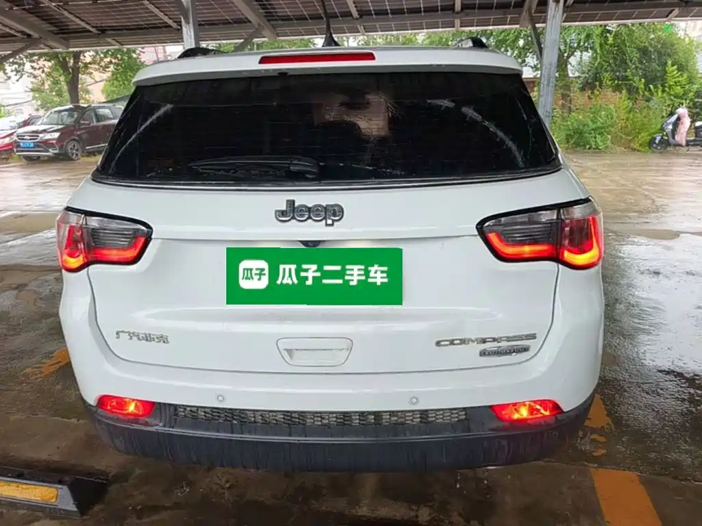 Jeep Compass — миниатюра 6