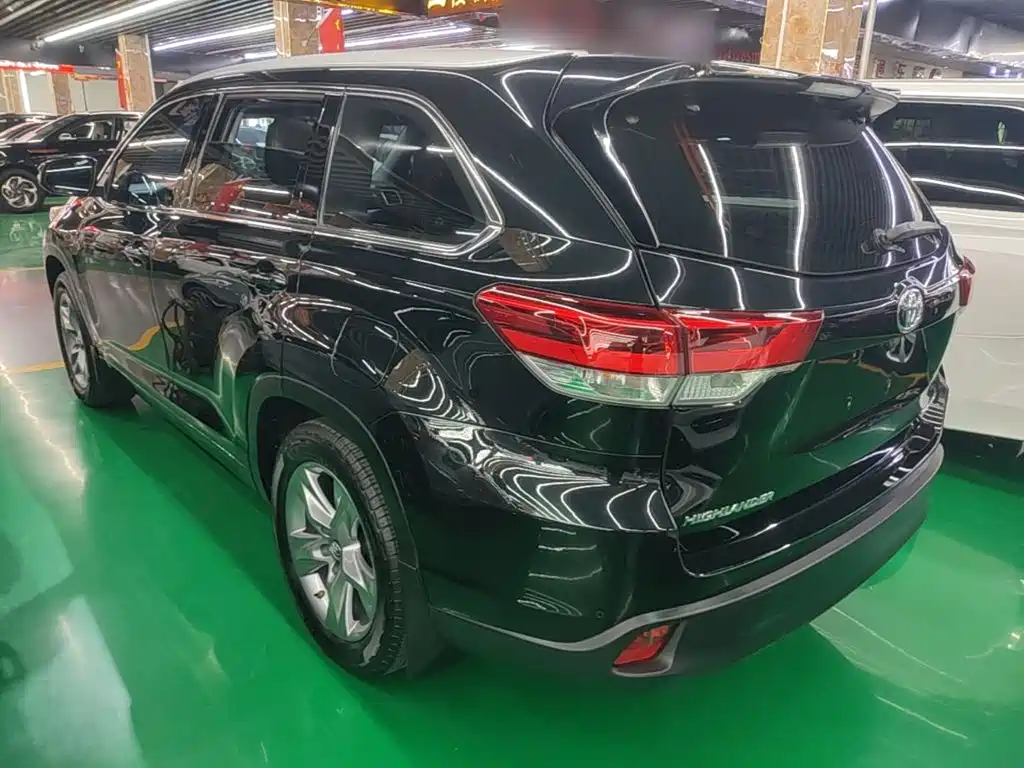 Toyota Highlander — миниатюра 5