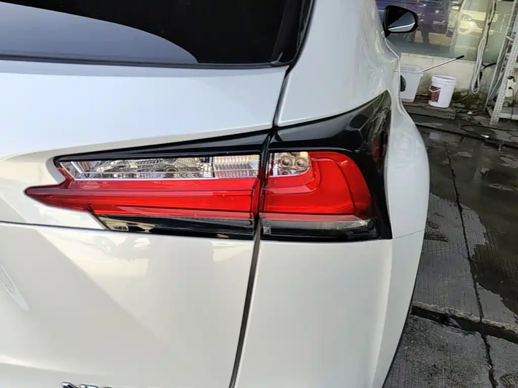 Lexus NX — миниатюра 8