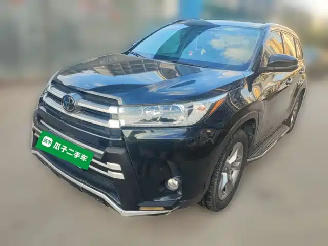 TOYOTA HIGHLANDER