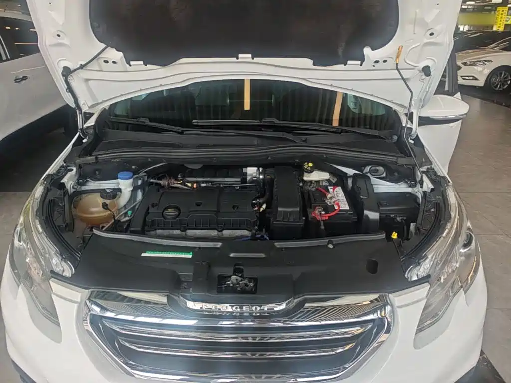 Peugeot 2008 — миниатюра 20