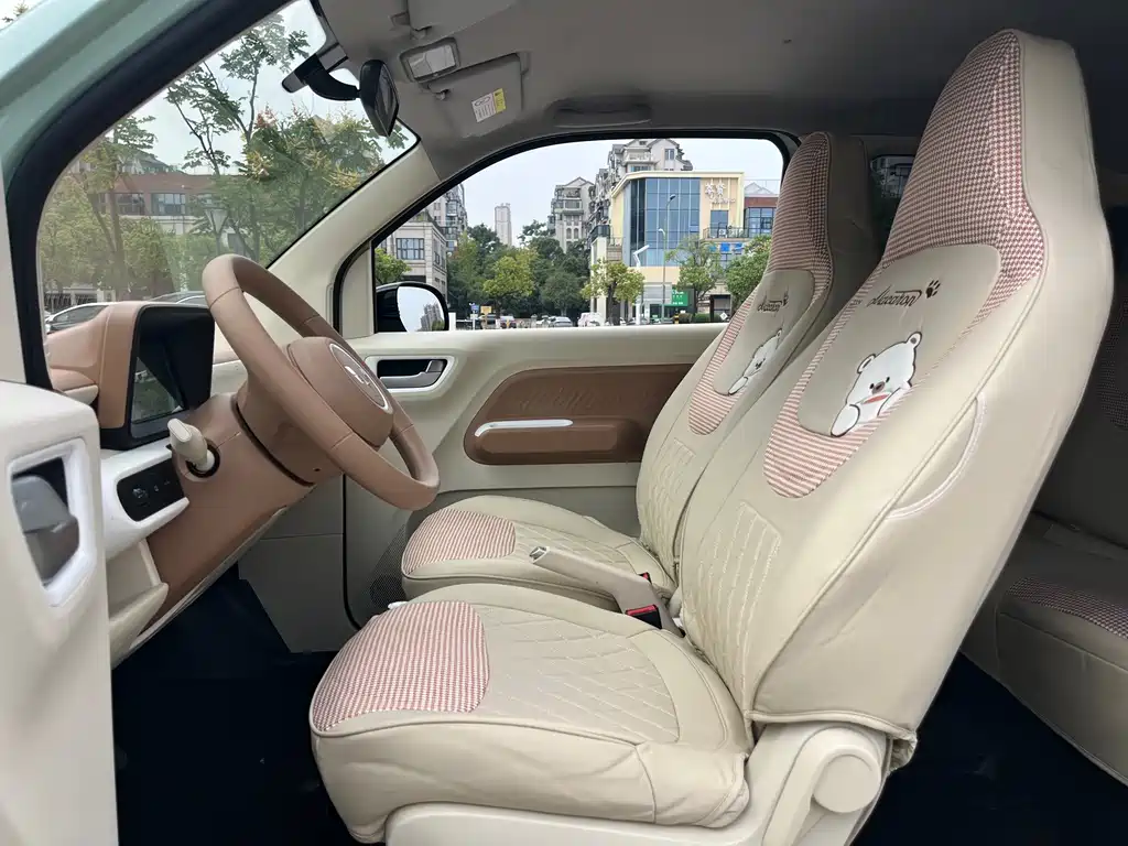 Wuling MINIEV — миниатюра 21
