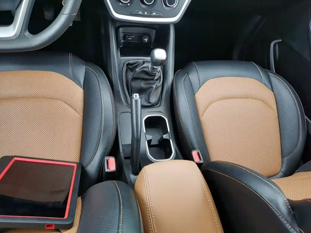 Wuling Hongguang S3 — миниатюра 14