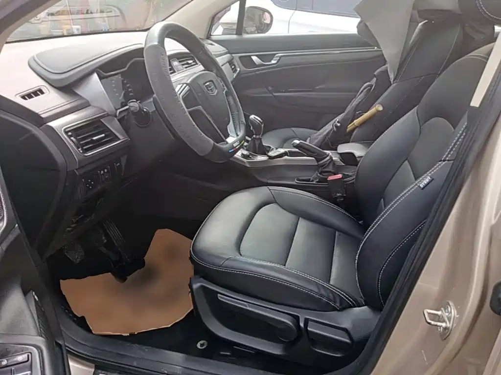 Geely Emgrand GS — миниатюра 15