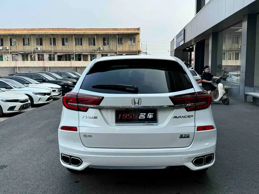 Honda Avancier — миниатюра 8