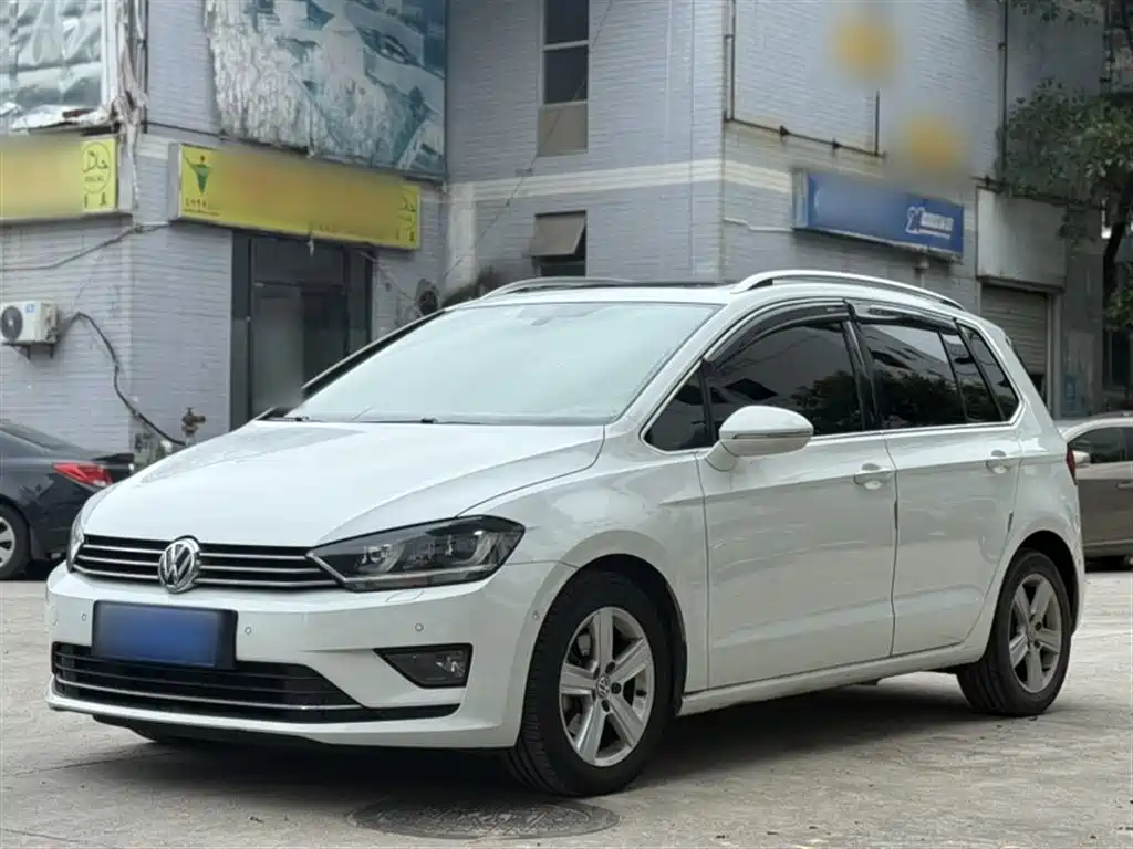 Купить Volkswagen Golf (Import)