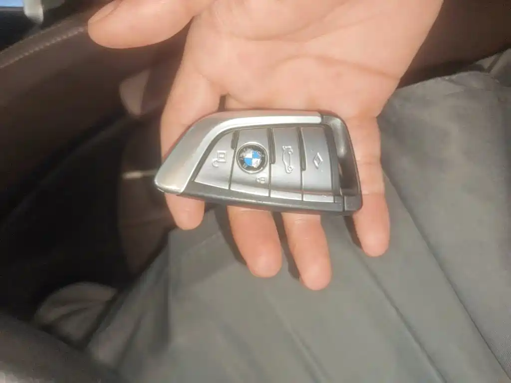 BMW 5 Series New Energy — миниатюра 9