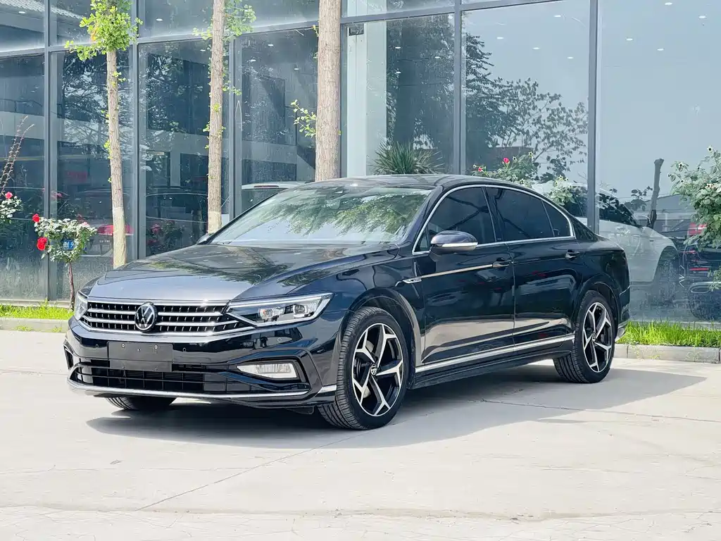 Купить Volkswagen Magotan