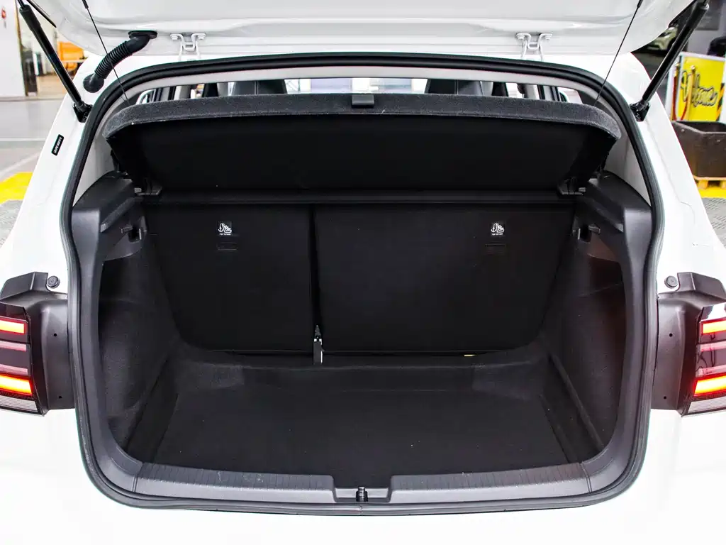 Volkswagen T-Cross — миниатюра 16