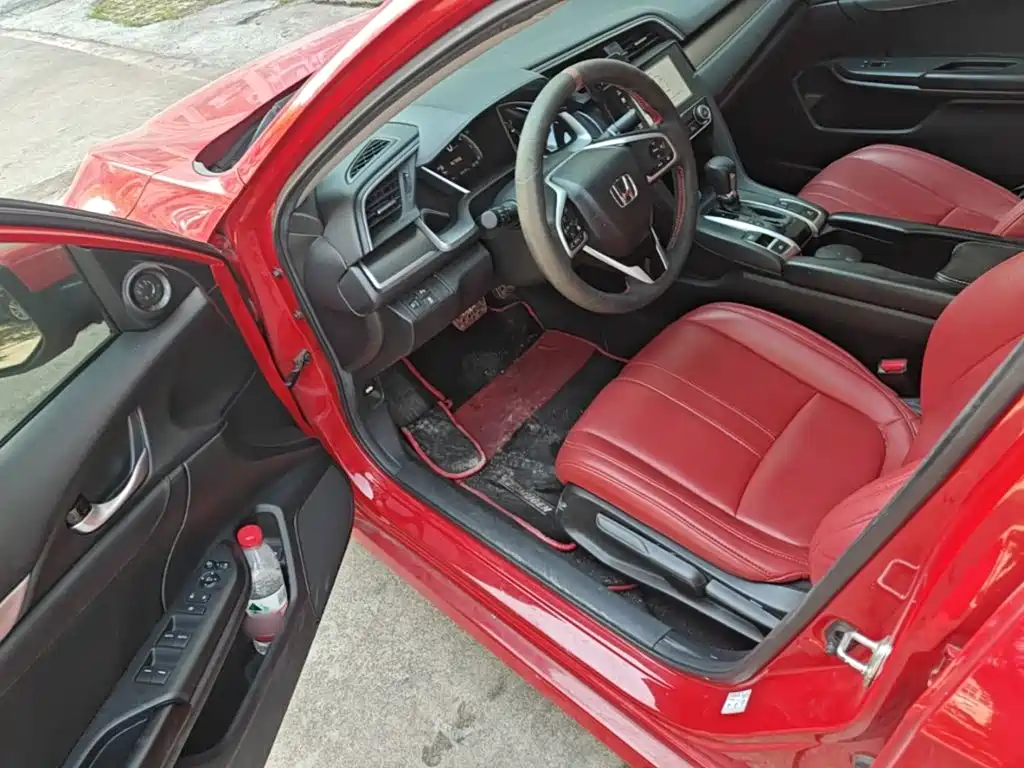 Honda Civic — миниатюра 16