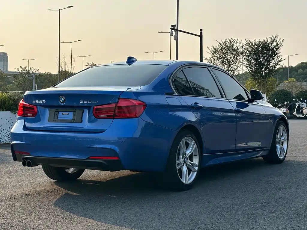 BMW 3 Series — миниатюра 5