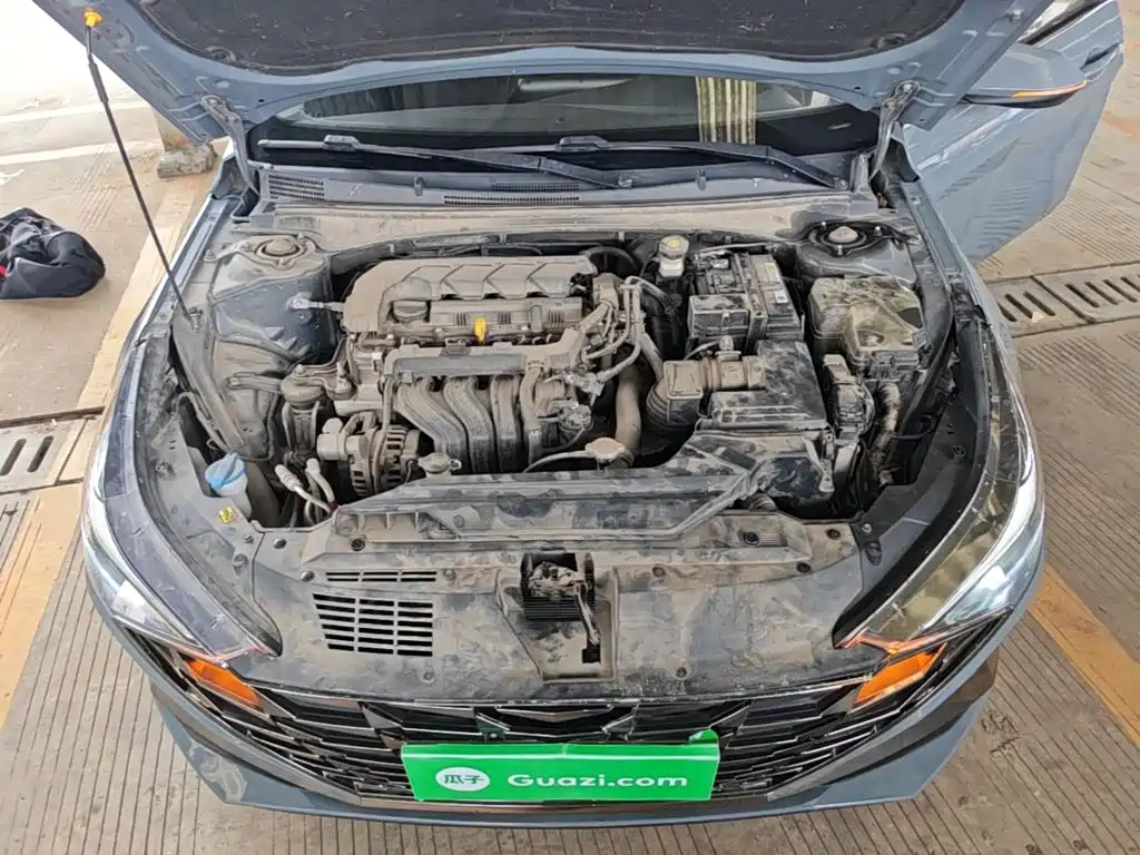 Hyundai Elantra — миниатюра 20