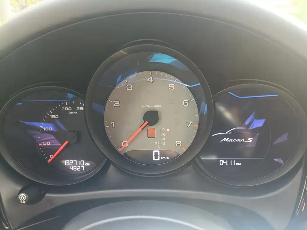 Porsche Macan — миниатюра 7