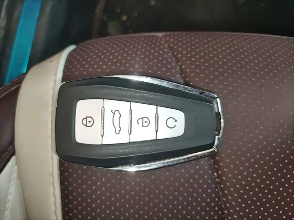 Geely Xingyue L — миниатюра 9