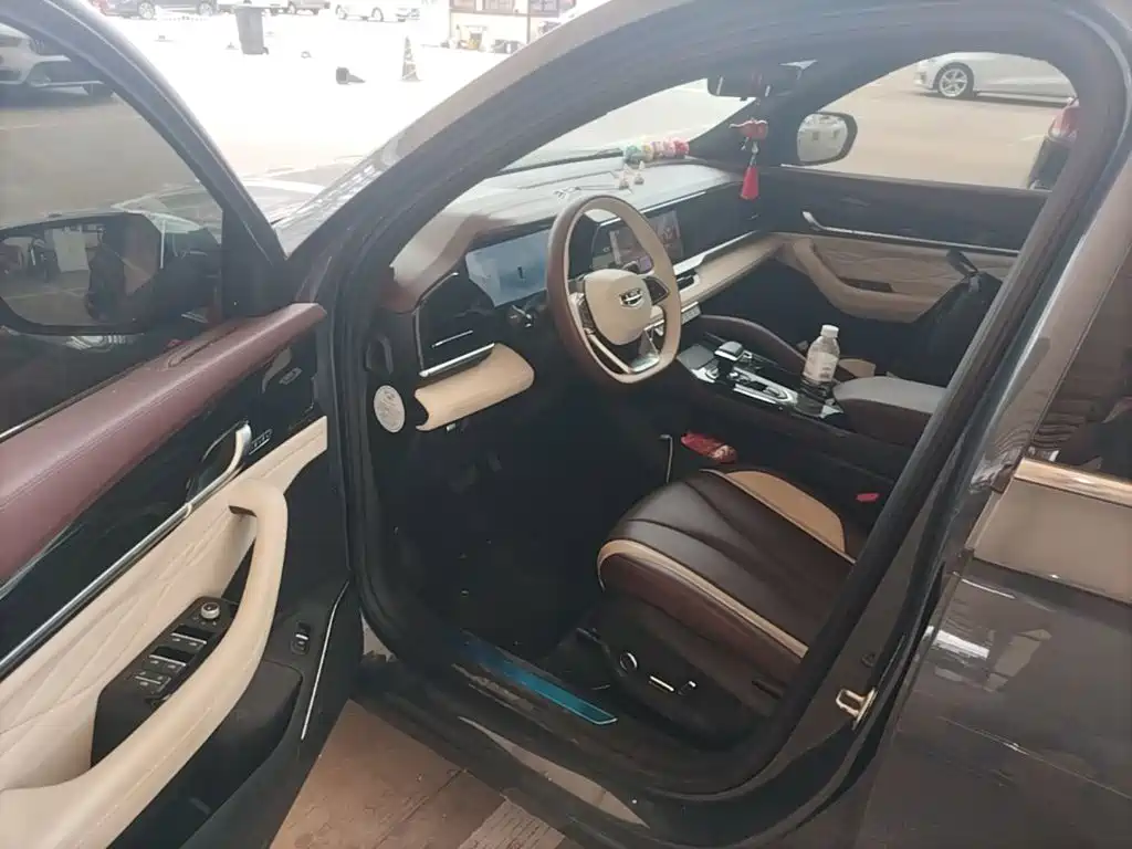 Geely Xingyue L — миниатюра 16