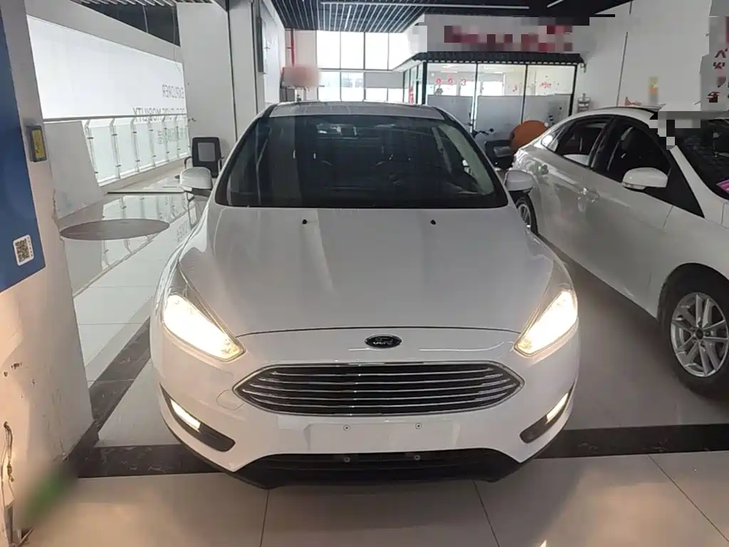 Ford Focus — миниатюра 3