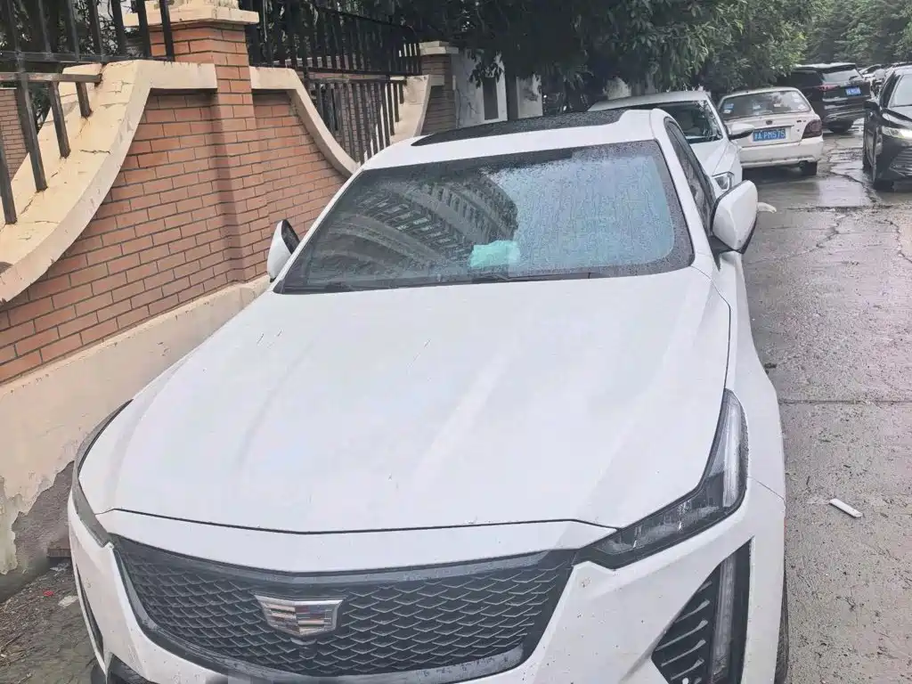 Cadillac CT5 — миниатюра 2