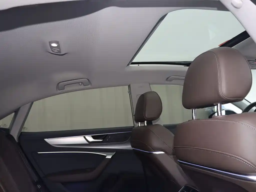 Audi A7L — миниатюра 17