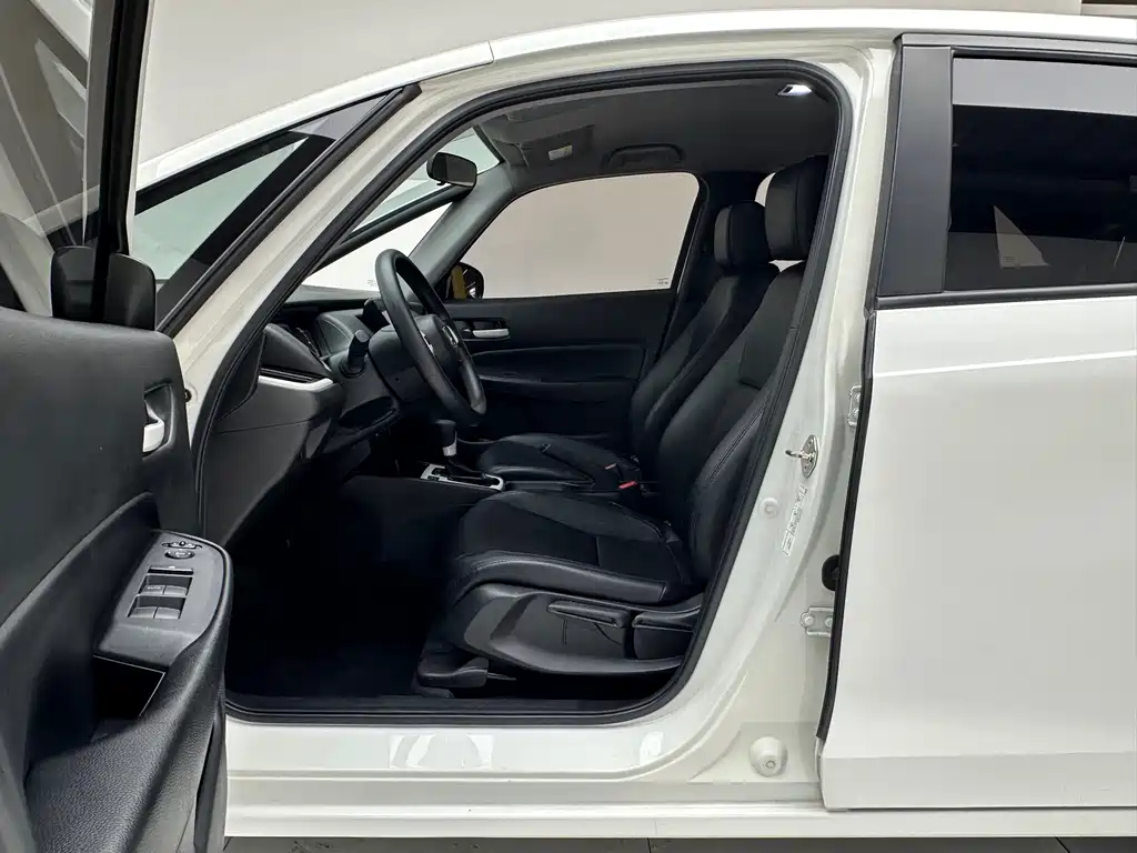 Honda Fit — миниатюра 7