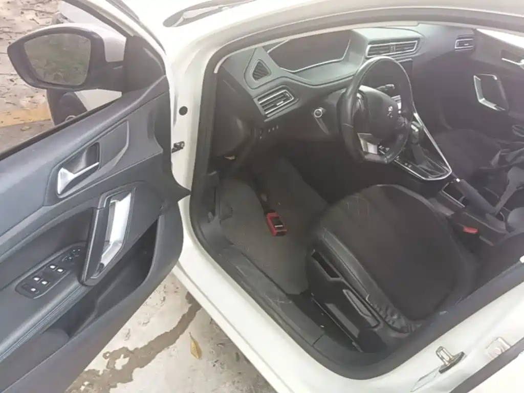 Peugeot 308 — миниатюра 16