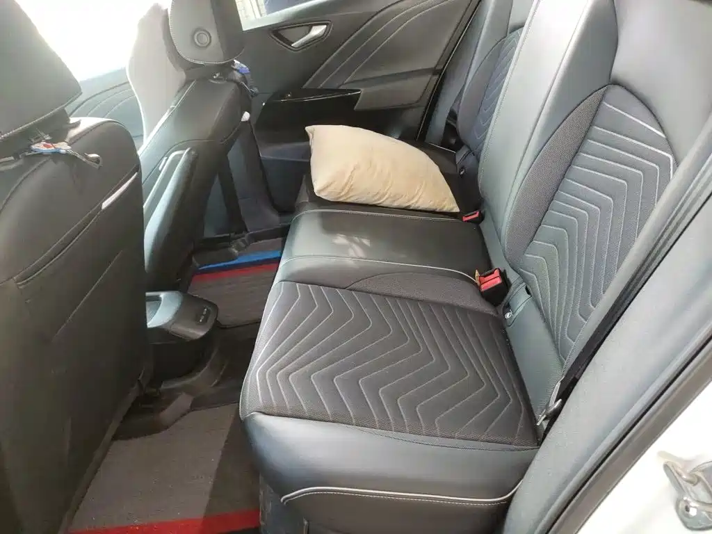 Volkswagen ID.3 — миниатюра 13