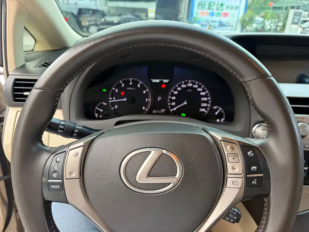 Lexus RX Classic — миниатюра 11
