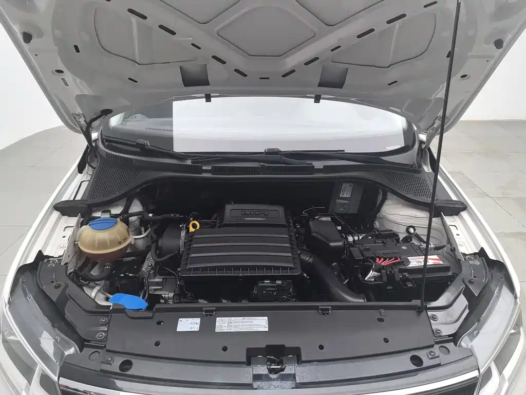 Volkswagen Jetta — миниатюра 6