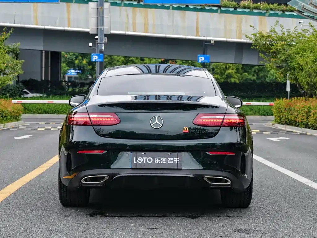 Mercedes-Benz E-Class (Import) — миниатюра 3