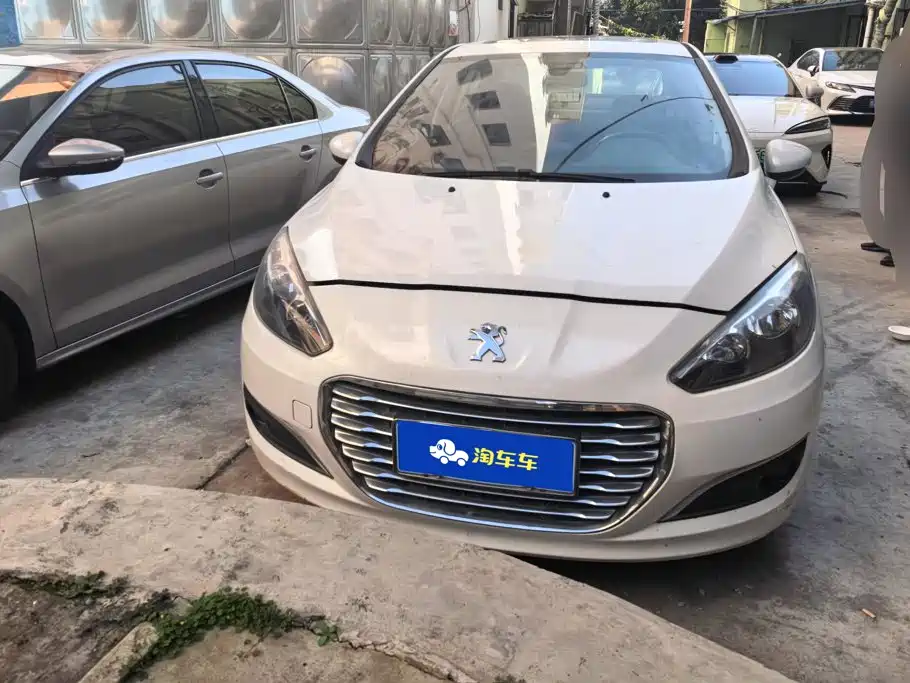 Peugeot 308 — миниатюра 2
