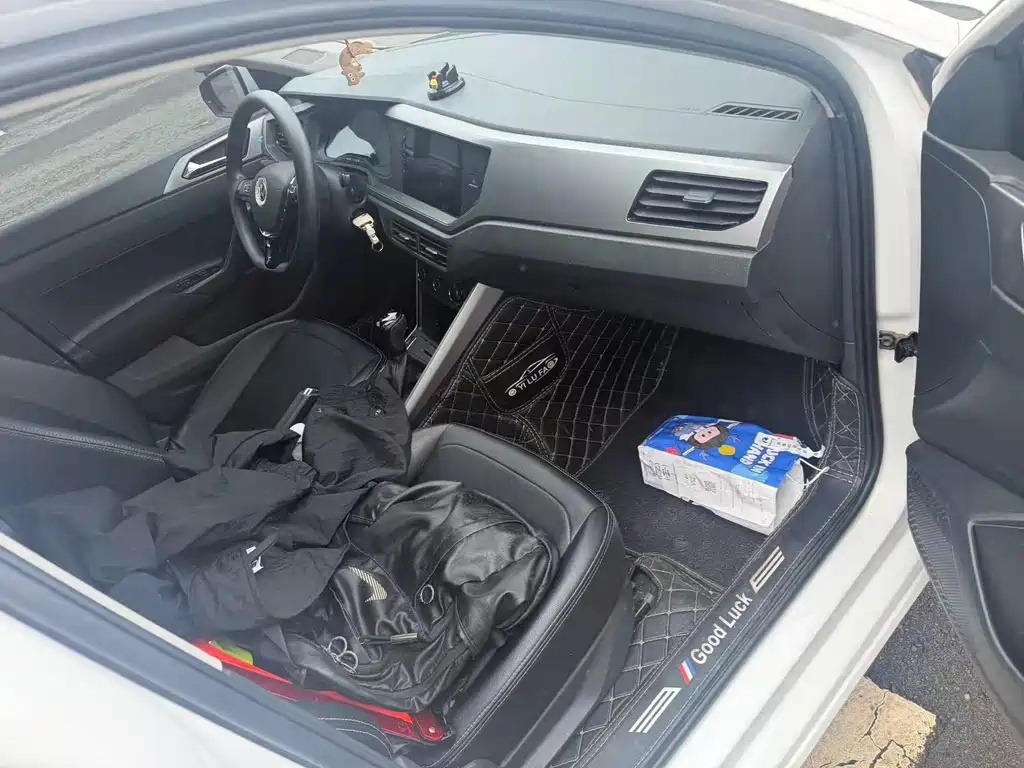 Volkswagen Polo — миниатюра 4