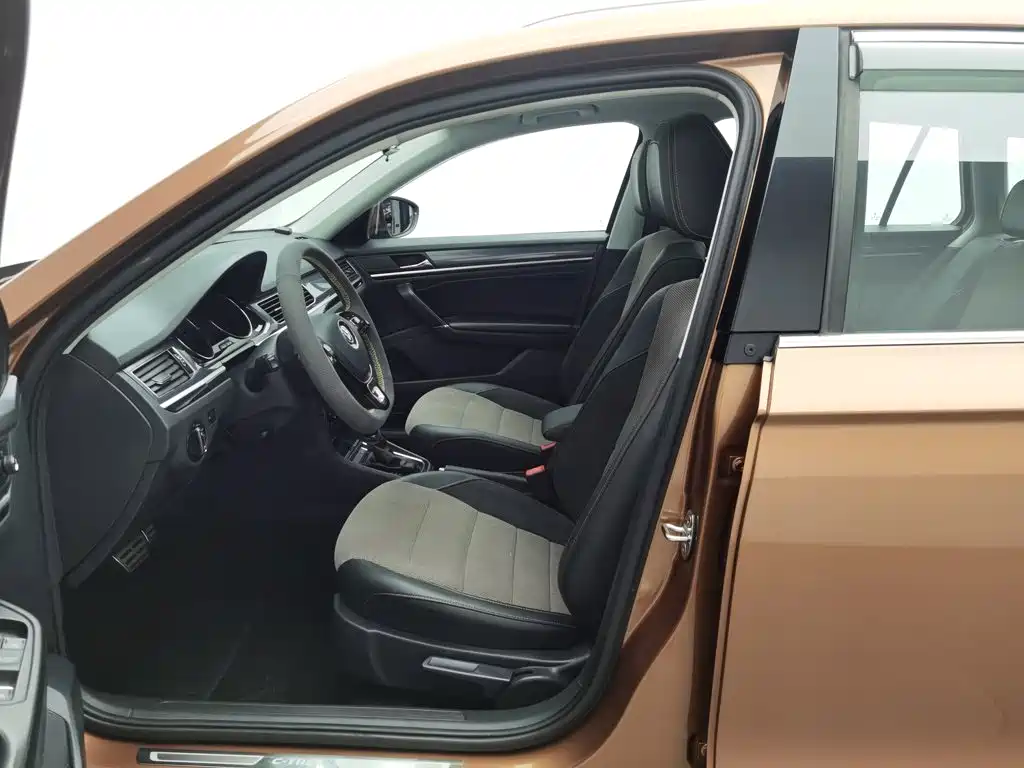 Volkswagen C-Trek — миниатюра 10