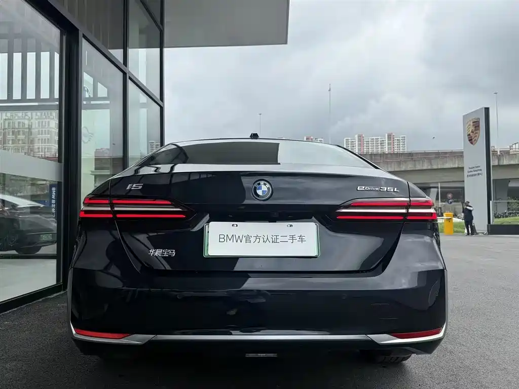 BMW i5 — миниатюра 4
