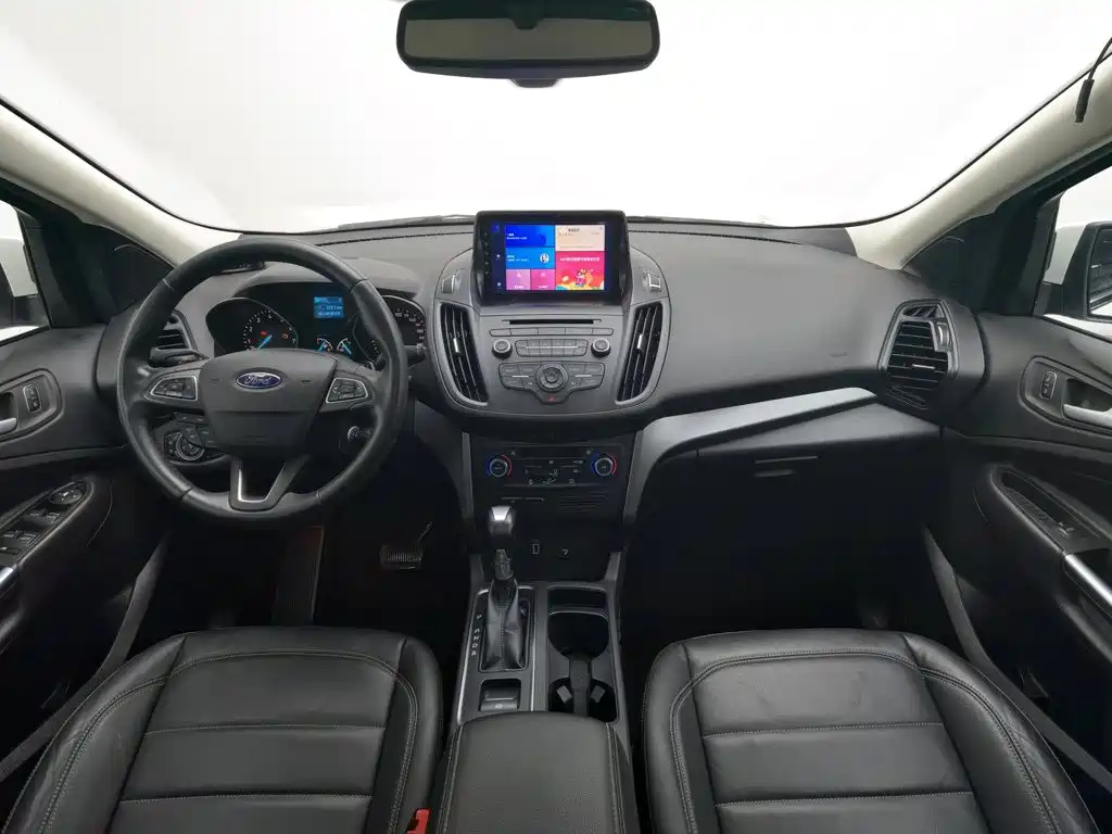 Ford Kuga — миниатюра 5