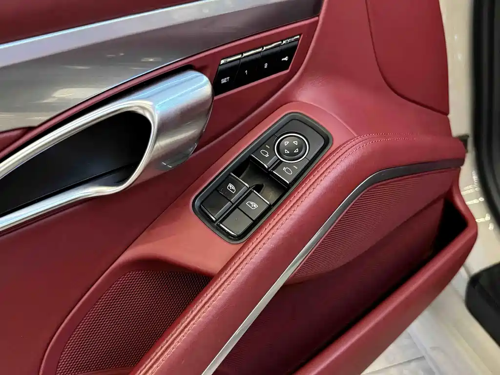 Porsche 718 — миниатюра 10