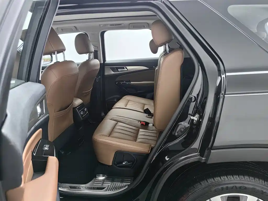 Changan CS95 — миниатюра 15