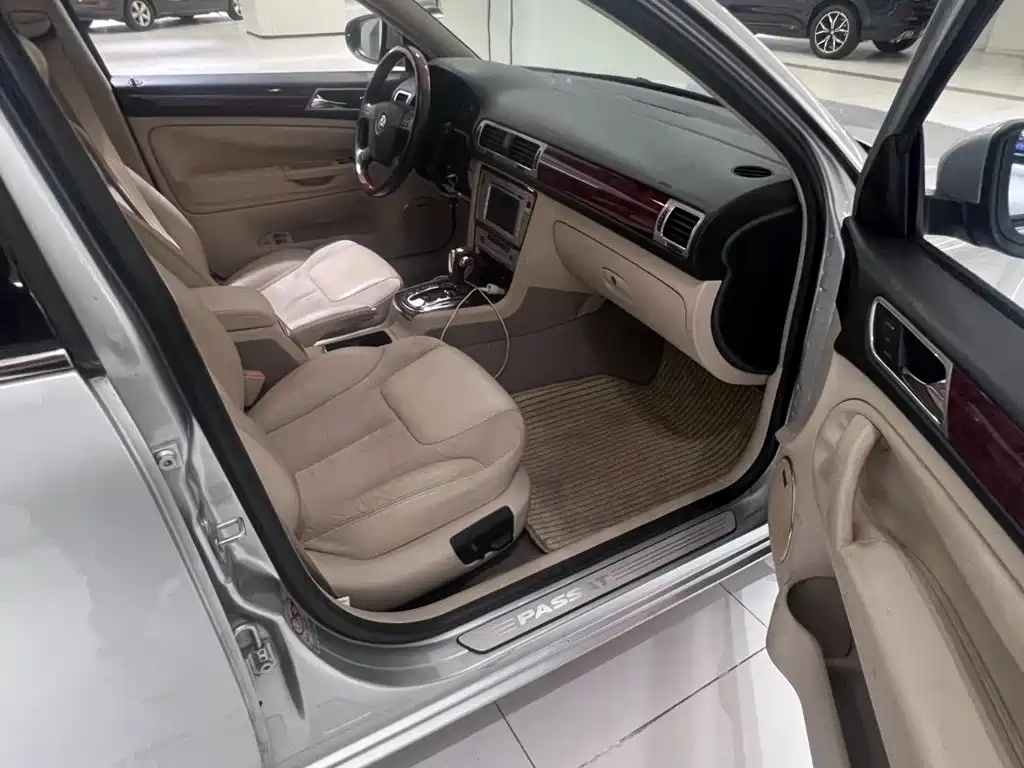 Volkswagen Passat Lingyu — миниатюра 18