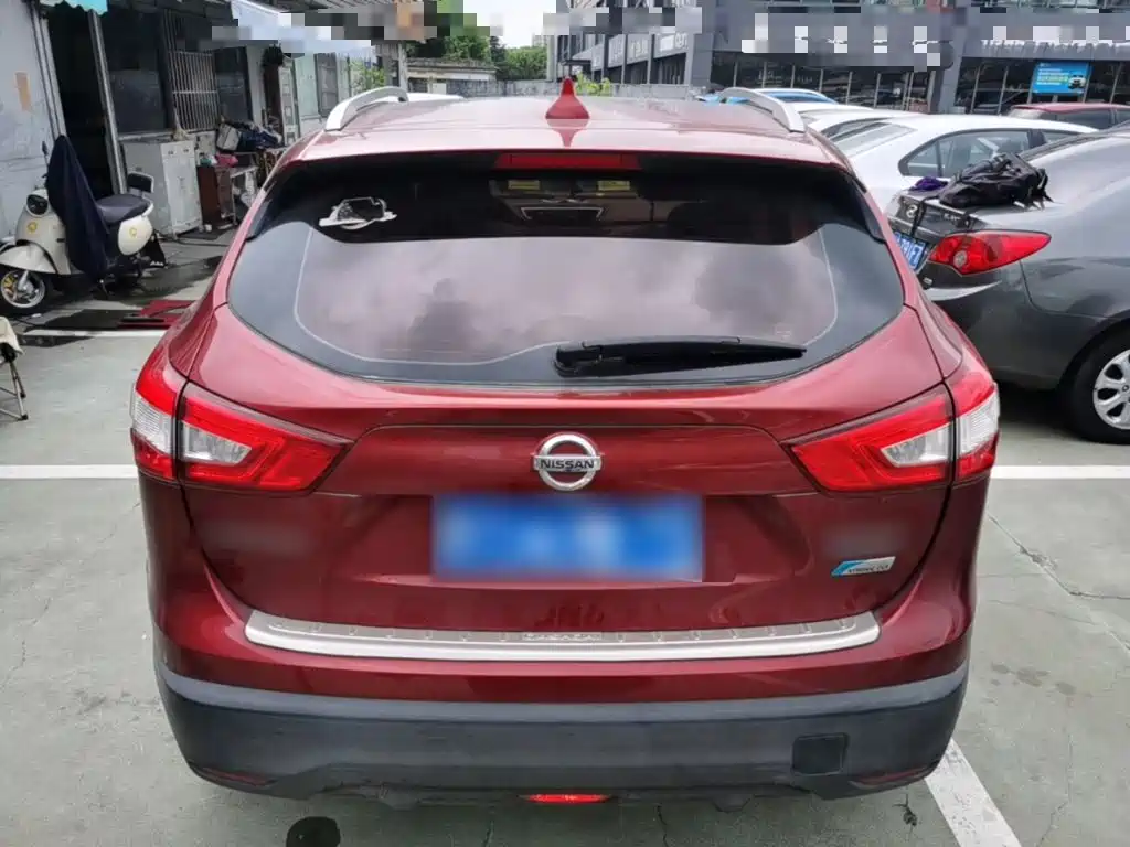 Nissan Qashqai — миниатюра 6