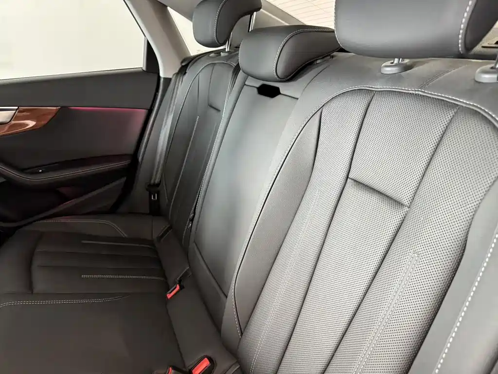 Audi A4L — миниатюра 16